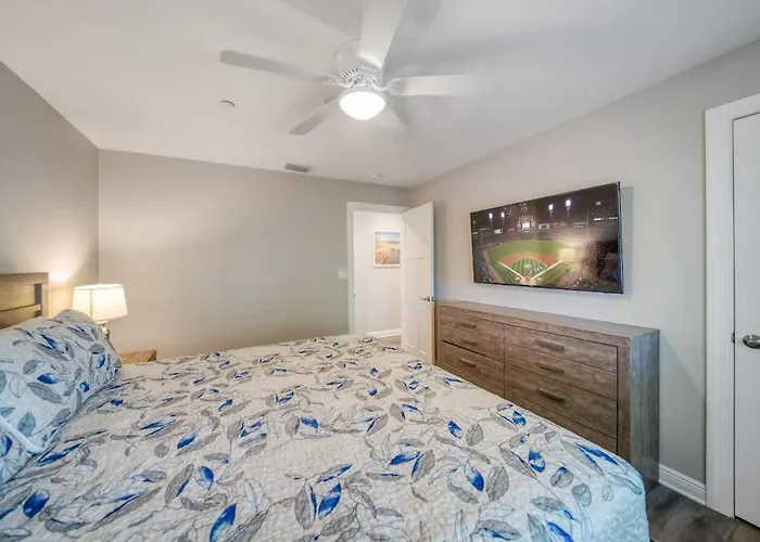 Four Shores Unit 3 Gulf Direct Gulf With Pool And Ferienhaus Clearwater Beach