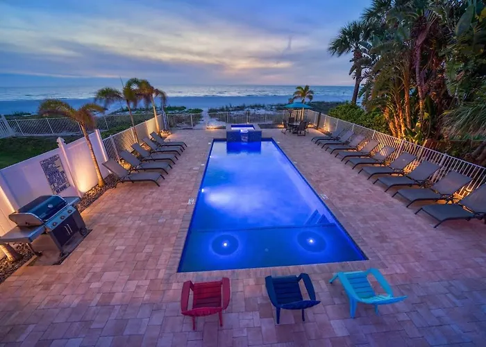Four Shores Unit 3 Gulf Direct Gulf With Pool And Clearwater Beach