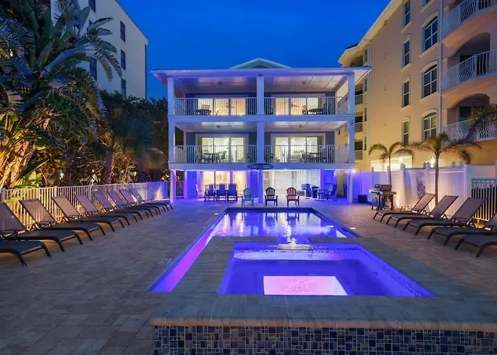 Four Shores Unit 3 Gulf Direct Gulf With Pool And *