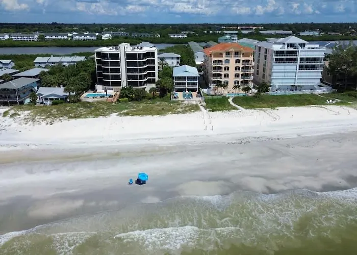 Four Shores Unit 3 Gulf Direct Gulf With Pool And * Clearwater Beach